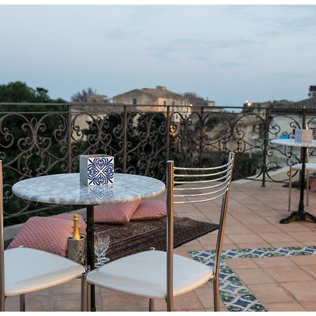 Boutique - Lodge & Suites Crotone Exterior photo