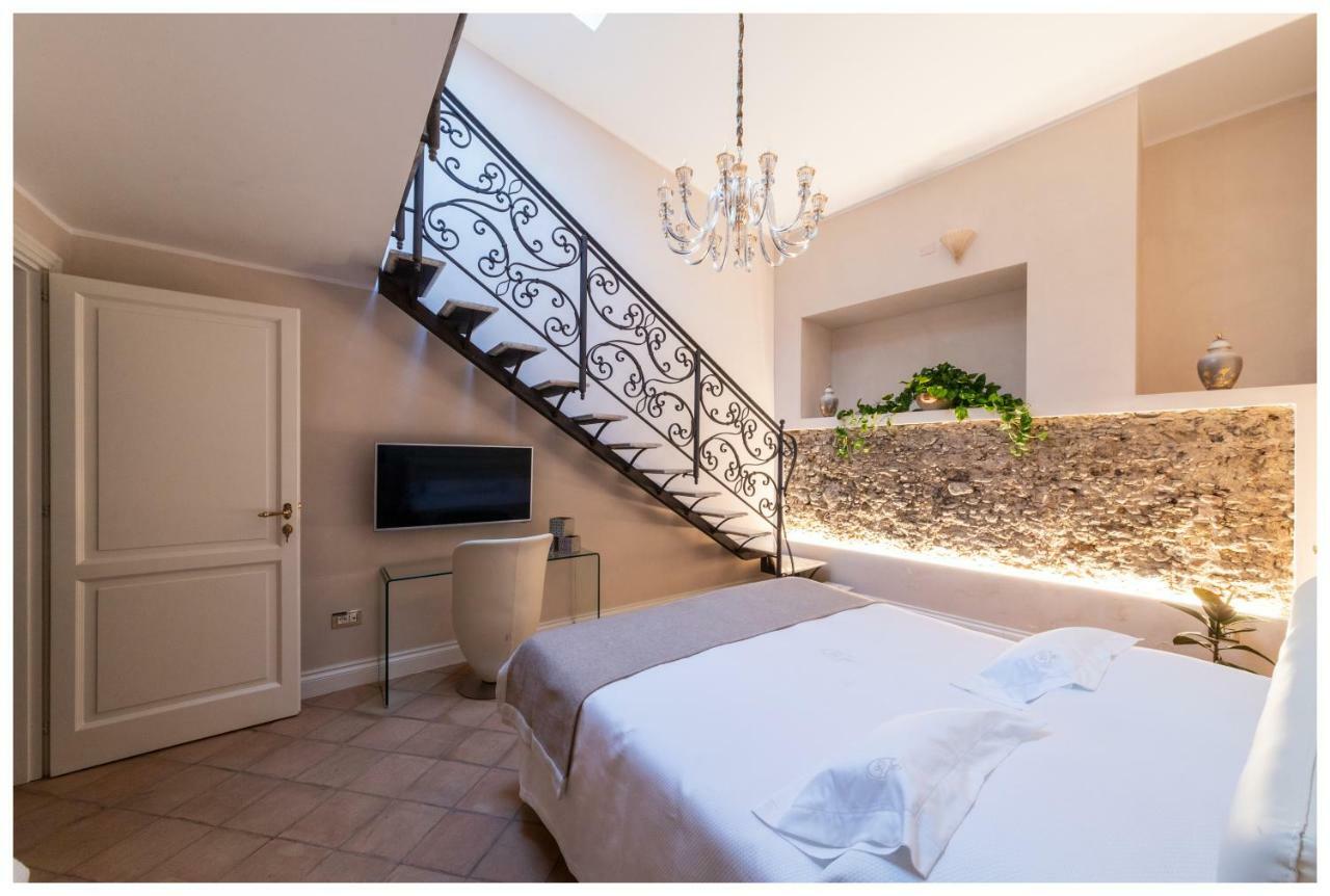 Boutique - Lodge & Suites Crotone Exterior photo